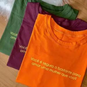 T-Shirt Mulher que Voa