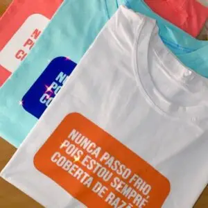 T-Shirt Coberta de Razão