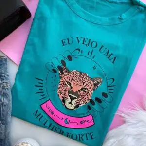 T-Shirt Mulher Forte