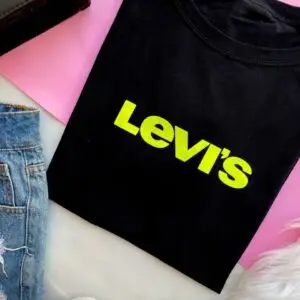 T-Shirt Levi's