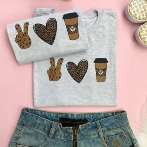 T-Shirt Paz Amor e Café