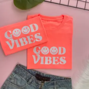 T-Shirt Good Vibes