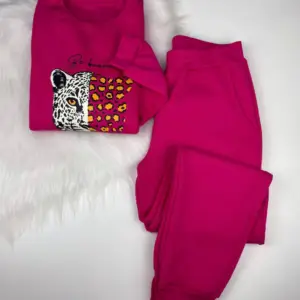 Conjunto de Moletom Be Brave