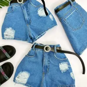 Short Jeans Street Style