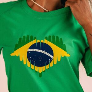 T-Shirt Brasil no Coração